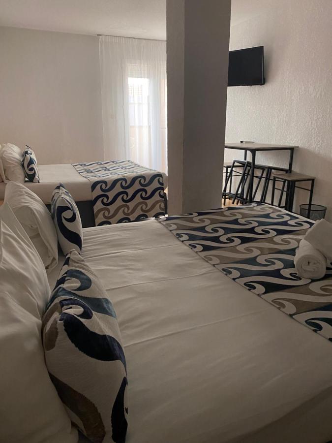 Hotel Saint Georges, Face A La Mer Canet-en-Roussillon Exteriör bild