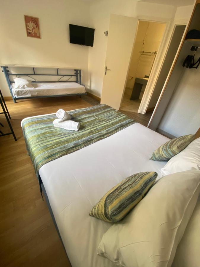 Hotel Saint Georges, Face A La Mer Canet-en-Roussillon Rum bild