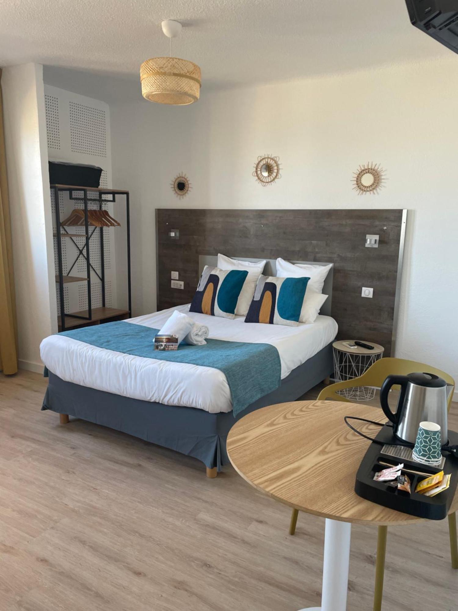 Hotel Saint Georges, Face A La Mer Canet-en-Roussillon Exteriör bild