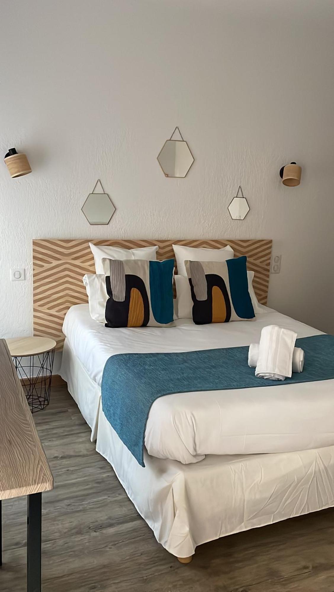 Hotel Saint Georges, Face A La Mer Canet-en-Roussillon Exteriör bild
