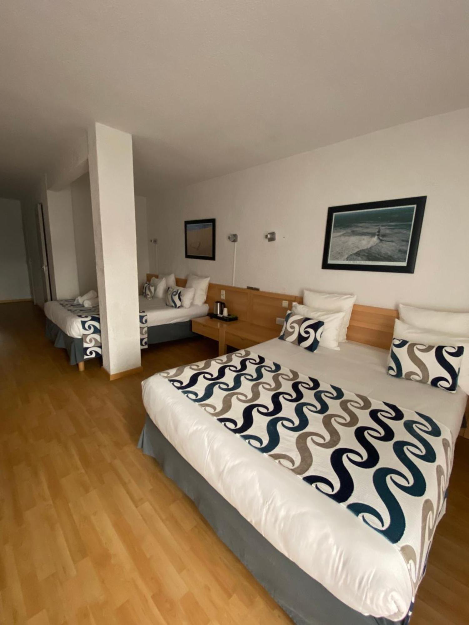 Hotel Saint Georges, Face A La Mer Canet-en-Roussillon Rum bild