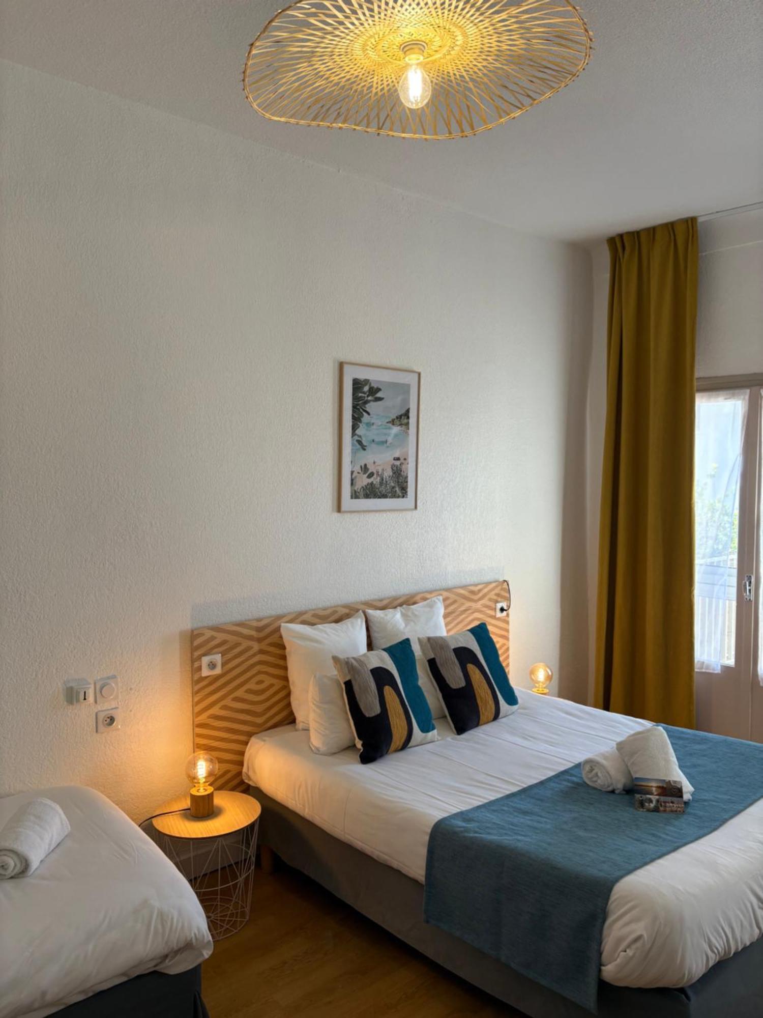 Hotel Saint Georges, Face A La Mer Canet-en-Roussillon Exteriör bild